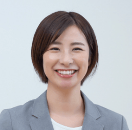 女性の写真
